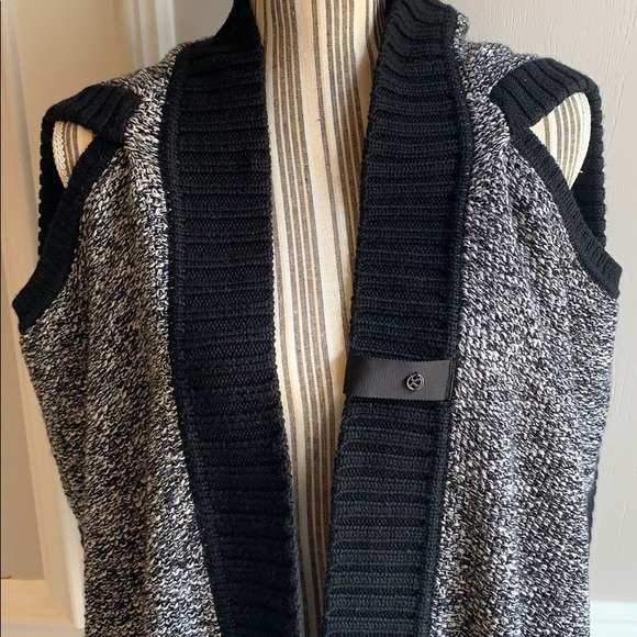 Lululemon Cozy Yogi Infinity Scarf multiuse merino - Picture 3 of 5